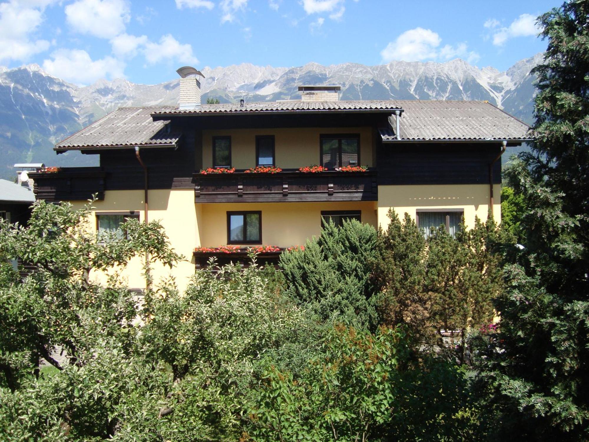 Pension Friedl Инсбрук Экстерьер фото
