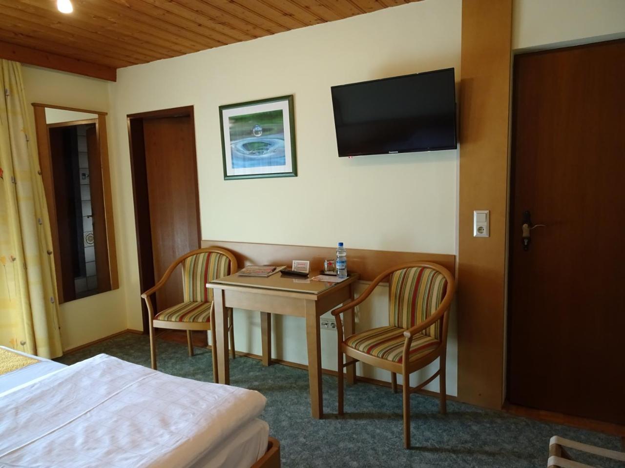Pension Friedl Инсбрук Экстерьер фото