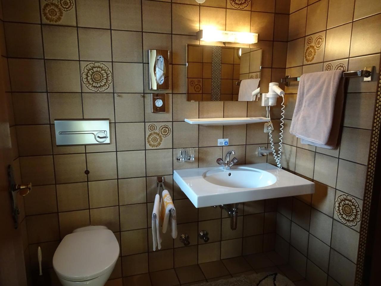 Pension Friedl Инсбрук Экстерьер фото
