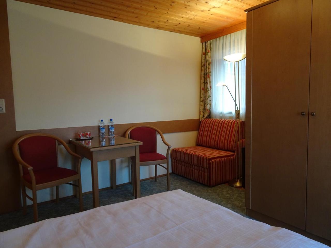 Pension Friedl Инсбрук Экстерьер фото